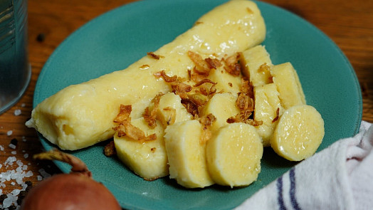 Tradiční bramborové knedlíky podle podrobného postupu krok za krokem zvládne snadno každý. Jsou vynikající Tradiční bramborové knedlíky podle podrobného postupu krok za krokem zvládne snadno každý. Jsou vynikající