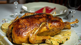 Pečená kachna je podle odborníků nejlepším masovým jídlem ve střední Evropě: Příprava však má svá pravidla