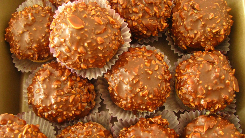 Retro zákusek pražská koule