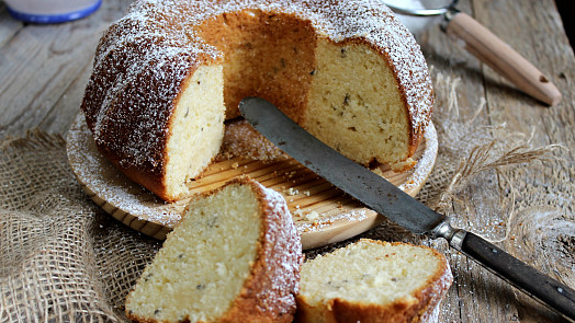 Tajemství vláčné bábovky: Správné ingredience jsou klíčem k nadýchanému a jemnému moučníku