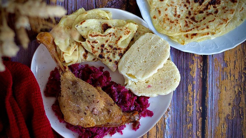 Připravit svatomartinské menu v horkovzdušné fritéze je hračka.
