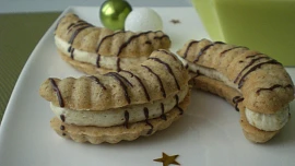 Lehký krém do lineckého, košíčků i dortů: Díky mouce je hladký, drží tvar a lze ho libovolně ochutit. Snazší už to nebude