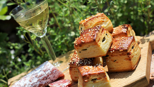 Škvarkové pagáče jsou pro masopust jako stvořené: Křupavé, křehké a neodolatelně voňavé