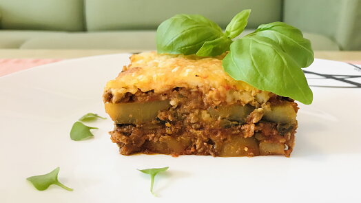 Řecká musaka jako z taverny: Dokonalý výsledek zajistí lilek, bešamel a jeden krok po upečení