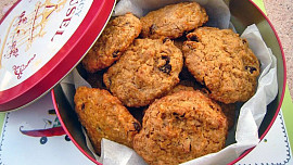 Australské sušenky byly původně určeny pro vojáky, dnes patří mezi oblíbené cukrovinky a takhle jednoduše se dělají