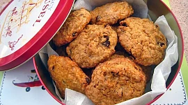 Australské sušenky byly původně určeny pro vojáky, dnes patří mezi oblíbené cukrovinky a takhle jednoduše se dělají