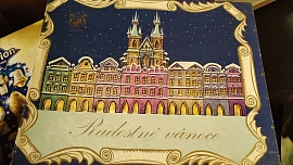 Příběh vánoční kolekce: Prodávaly se v Tuzexu a sloužily i jako úplatky. Jednopatrová stávala 48 Kčs