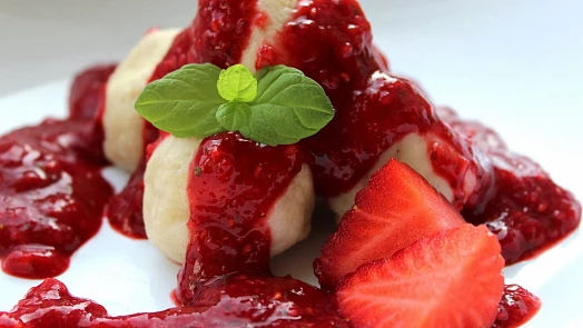 Jahodové pyré: Voňavá a sladká dobrota se hodí do pohárů i jako základ zmrzliny či marmelády, stačí na ni jen dvě ingredience