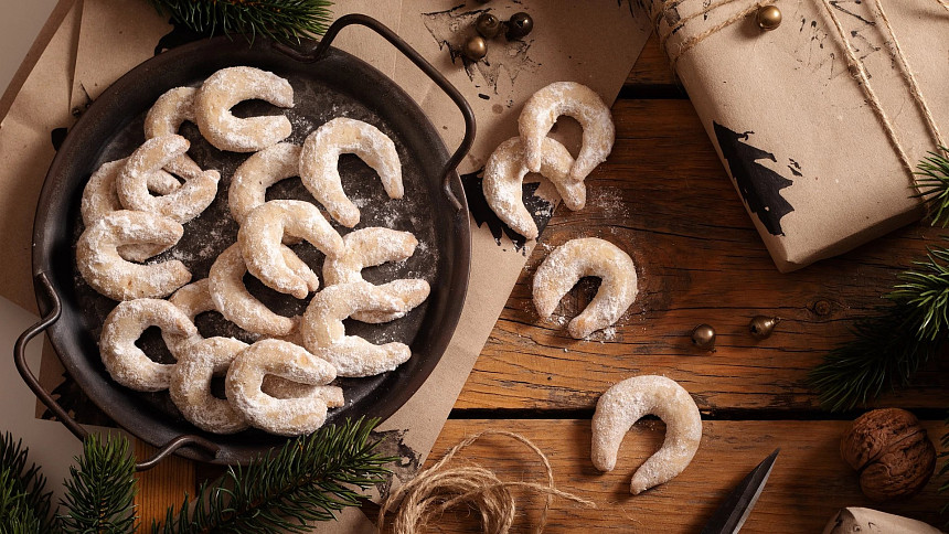 Vanilkové rohlíčky jsou snad nejvyhledávanějším cukrovím v českých rodinách.