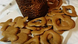 Kačenky, mandolety a pasianz: Prvorepublikové cukroví, které si zaslouží velký comeback