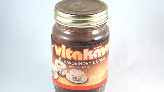 Retro okénko: Vitakáva stála 6 Kčs. Za „socíku“ se pila místo kávy a vyrábí se dodnes