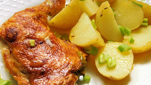 Alibaba a 40 loupežníků aneb Když se kuře upeče na česneku: Troufnete si na čtyřicet stroužků?