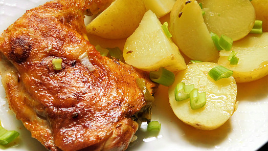 Alibaba a 40 loupežníků aneb Když se kuře upeče na česneku: Troufnete si na čtyřicet stroužků?