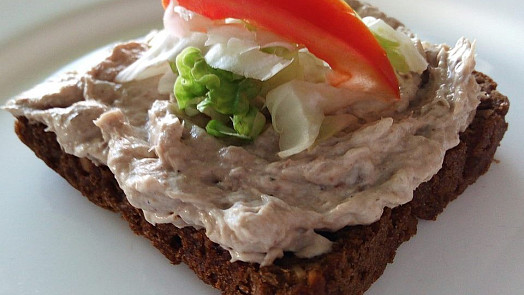 Nejlepší rybičková pomazánka jako od babičky: Sardinky v hlavní roli a chuť, která nikdy nezklame