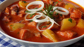 Jak zmírnit pálivost omáčky? Pomohou nejen mléčné výrobky, ale i další suroviny, u nichž byste to možná nečekali