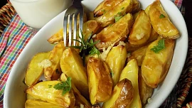 Slepé myši: Na jednoduchou regionální specialitu z Vysočiny stačí jen brambory a česnek, hravě ji zvládne i kuchařský začátečník