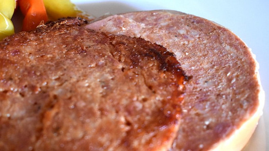 Co zmizelo z našich talířů: Pamatujete na lunč? Dělaly nám ho naše maminky a milovali jsme ho