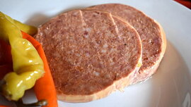 Lesní hamburger z lančmítu: Levný a snadný recept, který zvládnete na víčku z ešusu