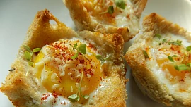 Týden do výplaty? Žádný strach! Tahle jídla, od deseti do 41 Kč za porci zachrání váš žaludek i peněženku