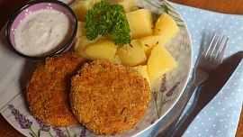 Mrkvové karbanátky: Na krásně šťavnaté a voňavé jídlo stačí jen několik ingrediencí, a přitom ho pořídíte doslova za pár korun