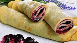 Palačinky ze zakysané smetany: Jsou neuvěřitelně vláčné a neobvyklé těsto se musí dostatečně dlouho odležet