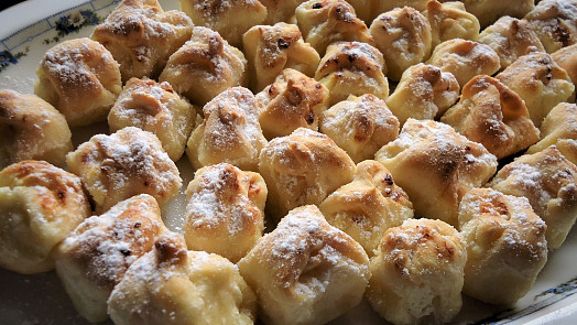 Kynuté smetanové koláčky: Jsou nadýchané, vláčné a jemné tak, že se rozplývají na jazyku