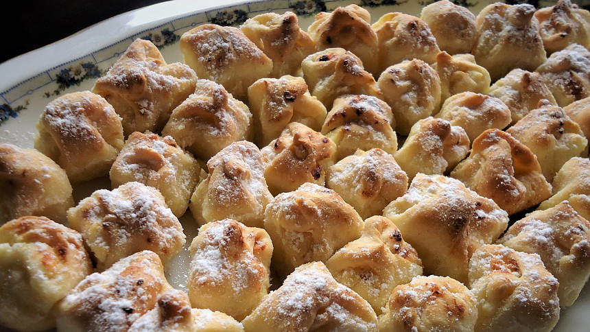 Kynuté smetanové koláčky: Jsou nadýchané, vláčné a jemné tak, že se rozplývají na jazyku