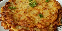 Pivní bramboráky: Stačí přidat do těsta jen trochu piva a bramboráky jsou krásně křupavé a nádherně nadýchané