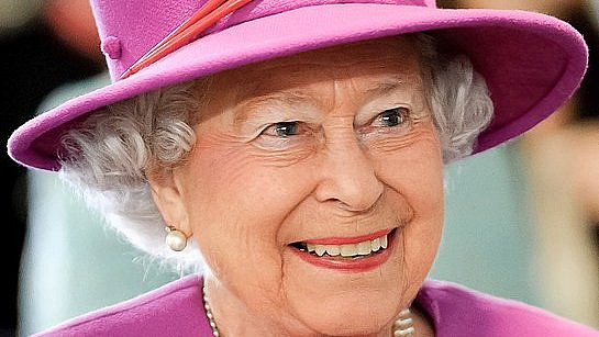 Vzpomínky na Alžbětu II.: Britská královna milovala čokoládový dort a speciálně upravené sendviče
