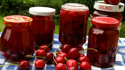 Třešňová marmeláda bez chemie: Na sladkou a létem vonící dobrotu potřebujete jen tři ingredience, chuť je božská