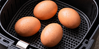 Vejce nemusíte vařit ve vodě, použijte horkovzdušnou fritézu: Stačí dodržet několik rad a máte hotovo téměř bez práce