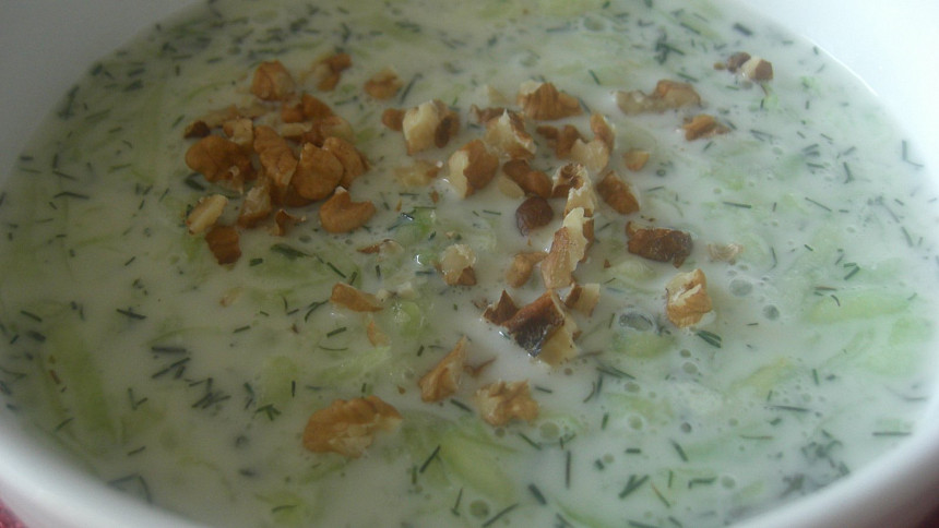 bulharská polévka tarator