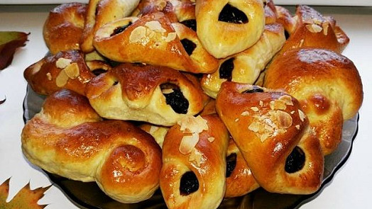 Dušičky s povidly: Voňavé pečivo z kynutého těsta se hodí nejen na chvíle vzpomínání Dušičky s povidly: Voňavé pečivo z kynutého těsta se hodí nejen na chvíle vzpomínání