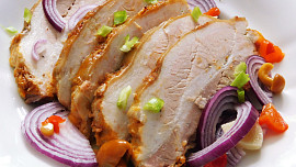 Nejlepší nakládaný bůček krok za krokem: Proč dopřát masu čas a jak dostat chuť až dovnitř