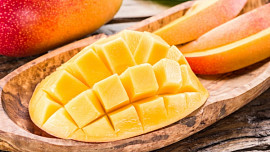 6 důvodů, proč jíst mango každý den + recept na domácí mangovou zmrzlinu