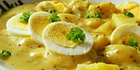 Brambory s vejci v hořčičné omáčce: Jednoduchý bezmasý a lehce pikantní oběd zachutná nejen vegetariánům