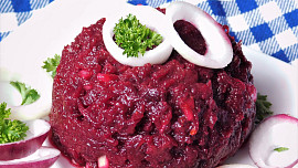 Falešný tatarák z červené řepy boří předsudky: Není jen pro vegetariány, zachutná i zarytým masožravcům