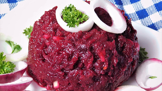 Falešný tatarák z červené řepy boří předsudky: Není jen pro vegetariány, zachutná i zarytým masožravcům