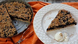 Nejlepší borůvkový koláč na světě: Dokonalému výsledku pomůže máslo, skořice i správná drobenka