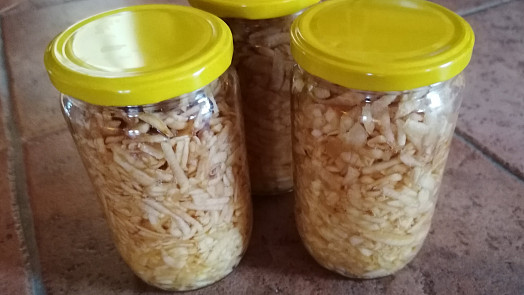 Jak si zavařit letní jablka na štrúdl: Sladký ovocný polotovar se hodí do spousty moučníků a vydrží celou zimu