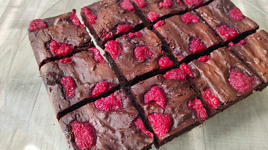 Čočkové sušenky, fazolové brownies i cizrnové lanýže. Ochutnejte luštěniny v dezertech!