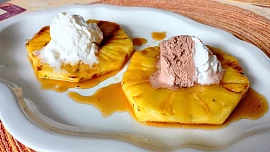 Grilování ovoce, díl I.: Připravte si skvělý ananas, jablka, třešně a citrusy