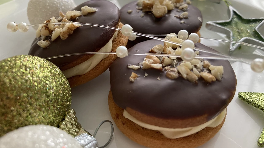 Medová kolečka s krémem