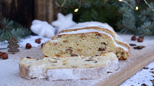 Dechberoucí vánoční štóla: Upečte ji hned a na Štědrý den bude vláčná a voňavá. Při správném skladování vydrží týdny