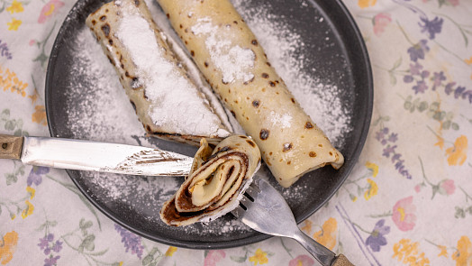 Jak připravit nejlepší palačinky, které se při obracení netrhají? Tyhle mizí tak rychle, že je nestíháte smažit