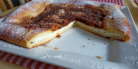 Slavnostní pajerský koláč je tradicí Horácka: Hranatý tvar má ryze z praktického důvodu