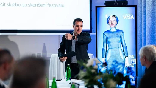 Vyrazte letos na MFF Karlovy Vary bez hotovosti, společnost Visa pomůže s programem Česko platí kartou