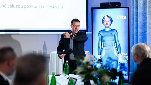 Vyrazte letos na MFF Karlovy Vary bez hotovosti, společnost Visa pomůže s programem Česko platí kartou