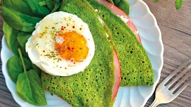 Špenát na 5 různých způsobů: V palačinkách plněných svěží tvarohovou náplní a šunkou chutná fantasticky