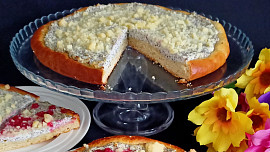 Koláč šiml: Díky speciální náplni je neodolatelný, s ovocem chutná ještě lépe